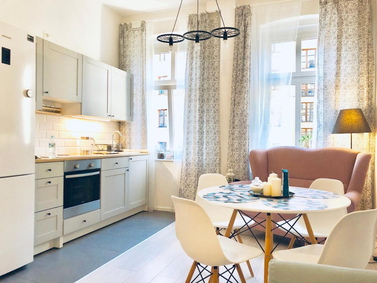 Apartament Delux 2 Legnica Ul. Kominka 16 Daire Dış mekan fotoğraf