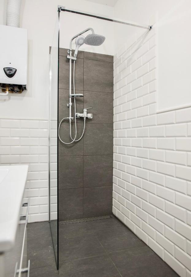 Apartament Delux 2 Legnica Ul. Kominka 16 Daire Dış mekan fotoğraf